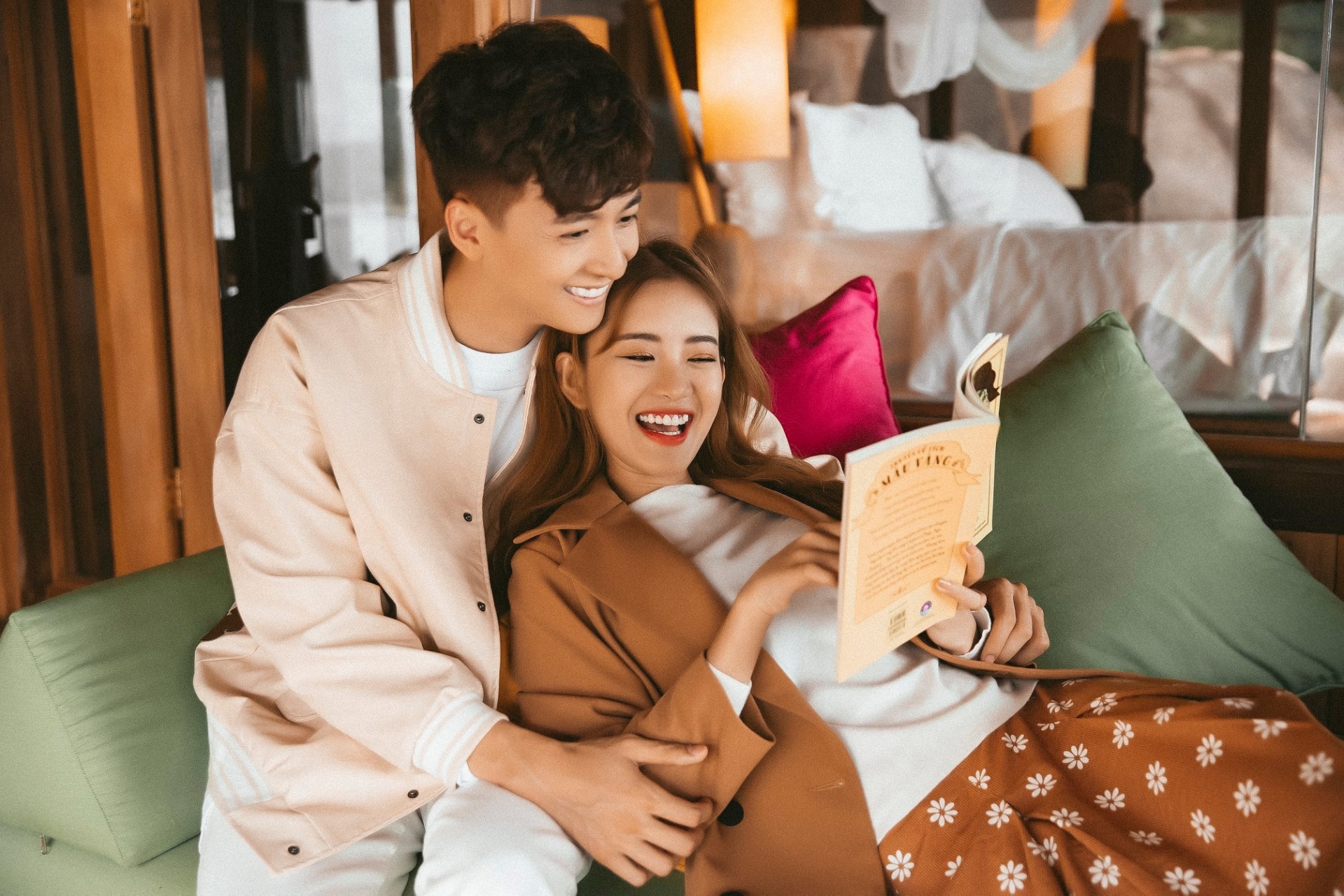 Ngô Kiến Huy bất ngờ nhắc đến người yêu cũ nhưng lại tình tứ với gái xinh, Khổng Tú Quỳnh bị 'réo tên' 1 Ngô Kiến Huy bất ngờ nhắc đến người yêu cũ nhưng lại tình tứ với gái xinh, Khổng Tú Quỳnh bị 'réo tên' 1