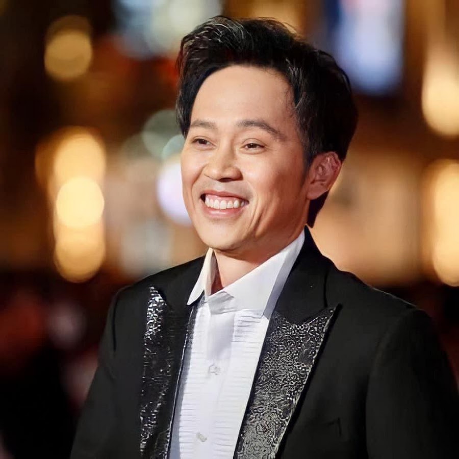 Hoài Linh thừa nhận mở kênh Youtube có người xúi, tiết lộ thêm cách ứng xử với antifan 1 Hoài Linh thừa nhận mở kênh Youtube có người xúi, tiết lộ thêm cách ứng xử với antifan 1