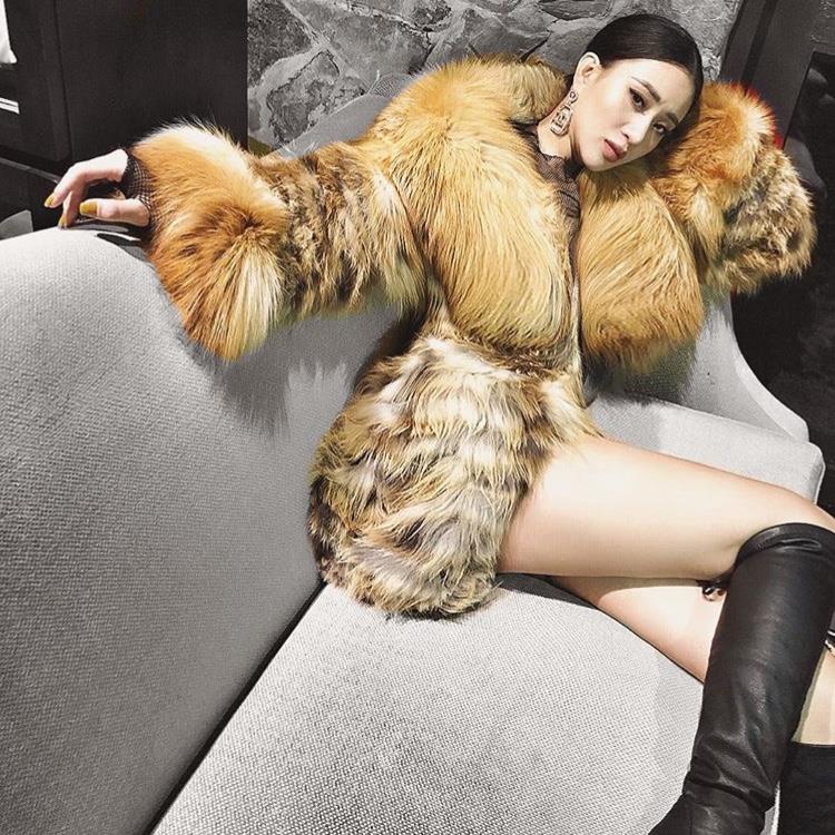 Rich kid bí ẩn nhất hội con nhà giàu Việt khoe cuộc sống xa hoa, thân hình 'vượt mặt' Ngọc Trinh 1 Rich kid bí ẩn nhất hội con nhà giàu Việt khoe cuộc sống xa hoa, thân hình 'vượt mặt' Ngọc Trinh 1