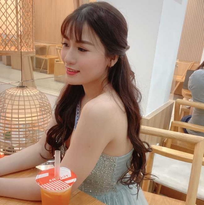 'Idol giới trẻ' Lộc Fuho tổ chức lễ cưới với vợ hotgirl: Nhan sắc cô dâu gây chú ý 5 'Idol giới trẻ' Lộc Fuho tổ chức lễ cưới với vợ hotgirl: Nhan sắc cô dâu gây chú ý 5