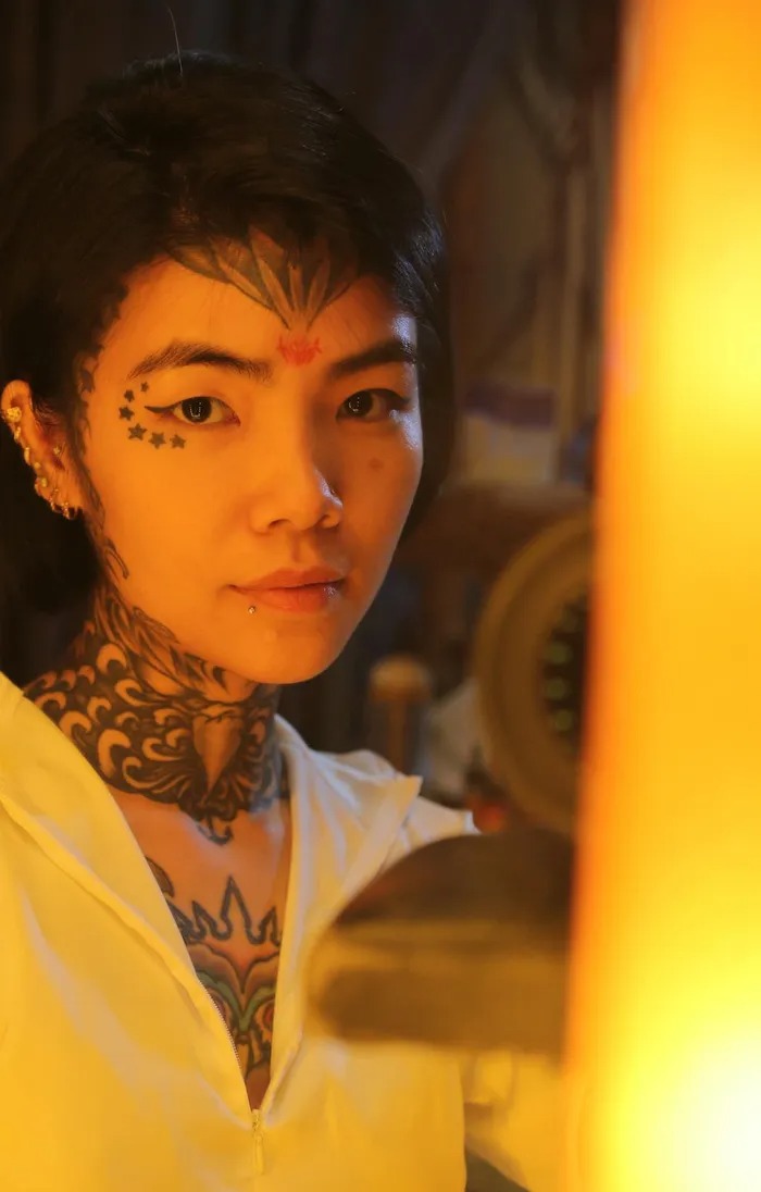Cuộc sống thay đổi của cô gái 'kín mực' bị 'bĩu môi' giữa phố Lồng đèn Sài Gòn 4 Cuộc sống thay đổi của cô gái 'kín mực' bị 'bĩu môi' giữa phố Lồng đèn Sài Gòn 4