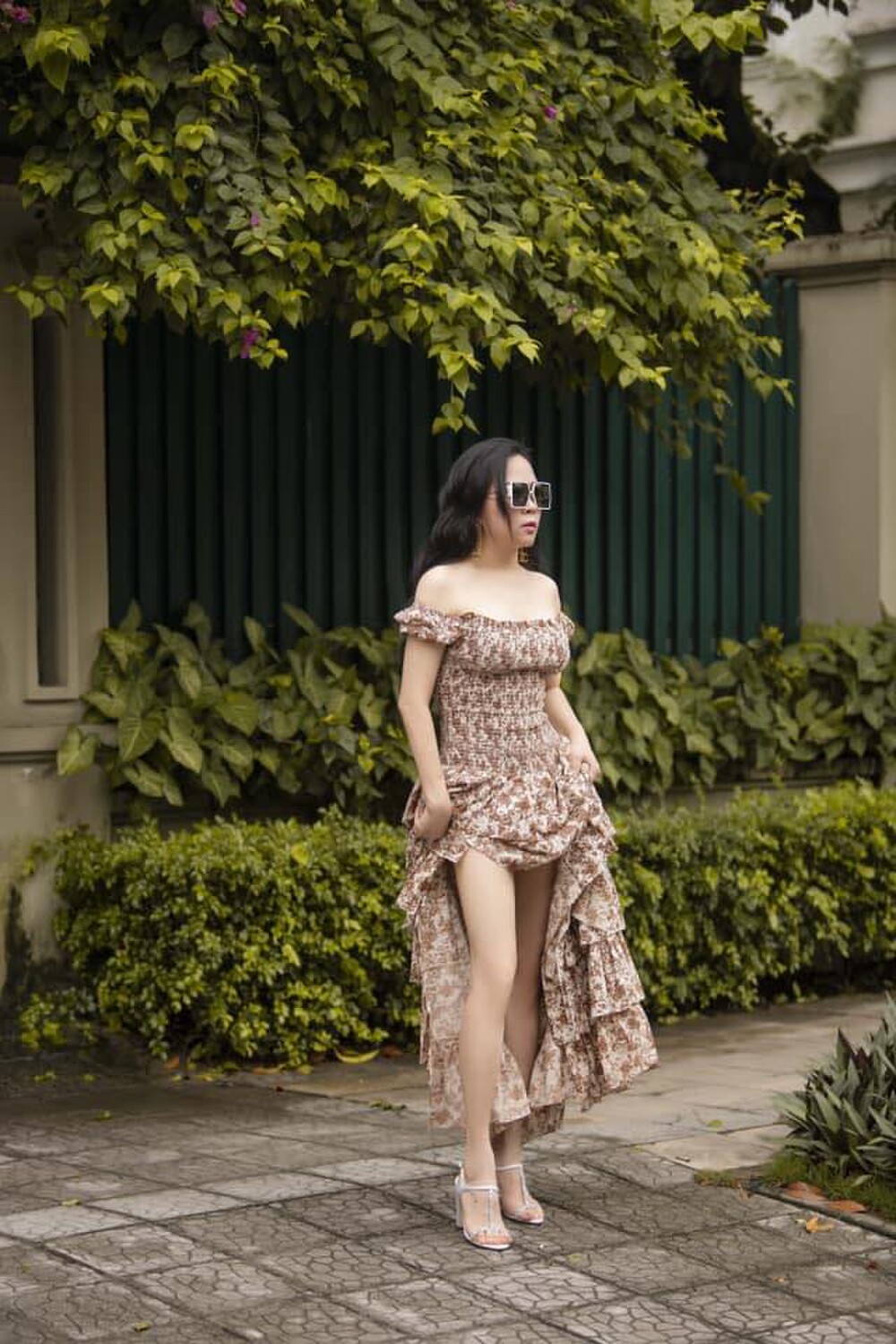 Soi lại những dấu hiệu lộ sự rạn nứt giữa Phượng Chanel và Quách Ngọc Ngoan 4 Soi lại những dấu hiệu lộ sự rạn nứt giữa Phượng Chanel và Quách Ngọc Ngoan 4