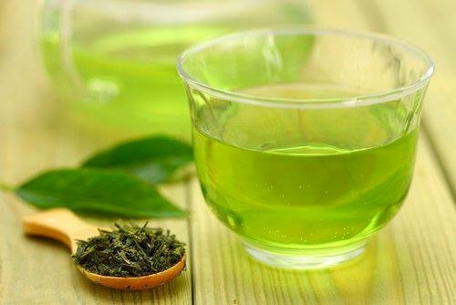 Sau hơn 3 tháng ồn ào tình ái với Sơn Tùng, Hải Tú được 'giải oan' với mác 'trà xanh'? 3 Sau hơn 3 tháng ồn ào tình ái với Sơn Tùng, Hải Tú được 'giải oan' với mác 'trà xanh'? 3