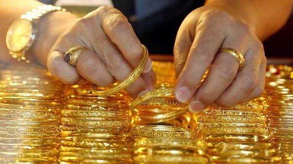Cập nhật bảng giá vàng hôm nay mới nhất ngày 1/5: Biến động bất thường khi vừa giảm mạnh 1 Cập nhật bảng giá vàng hôm nay mới nhất ngày 1/5: Biến động bất thường khi vừa giảm mạnh 1