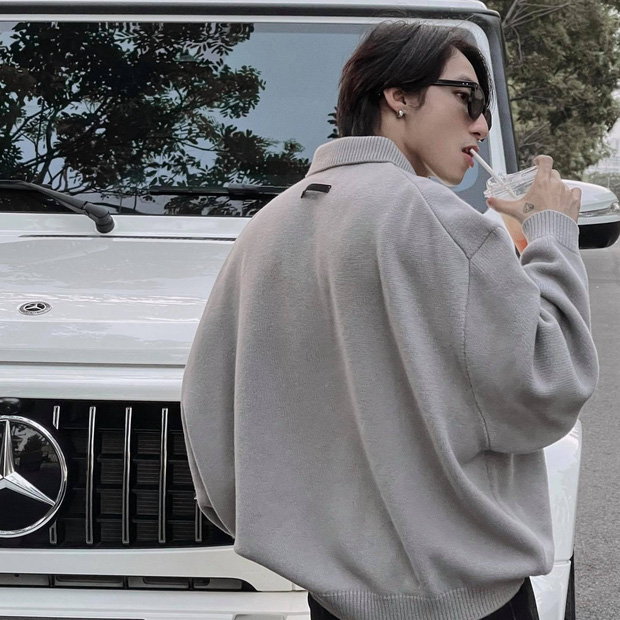Sơn Tùng có hành động bất ngờ sau nghi vấn fan vào 'phá đám' MV mới của Thiều Bảo Trâm 2 Sơn Tùng có hành động bất ngờ sau nghi vấn fan vào 'phá đám' MV mới của Thiều Bảo Trâm 2