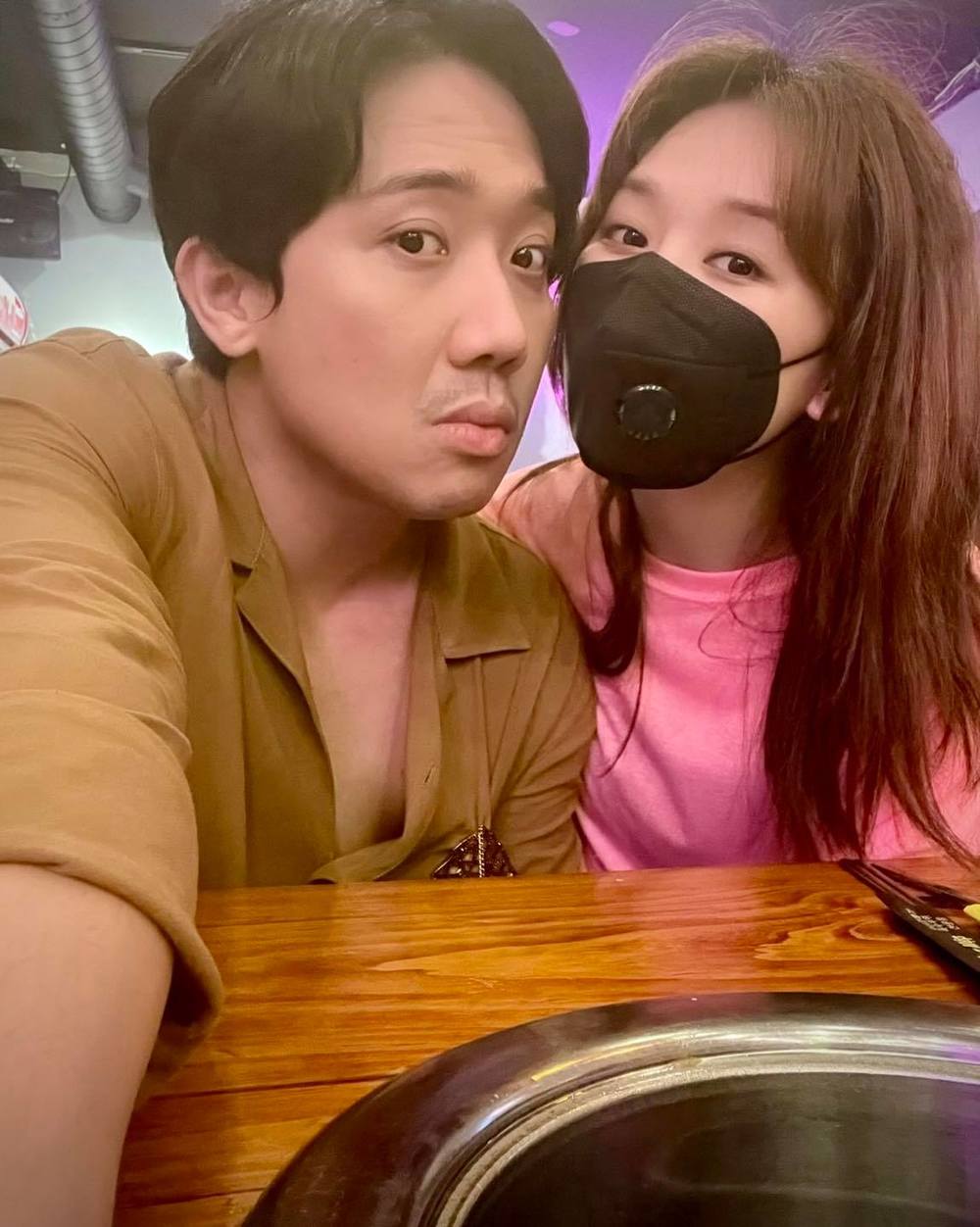 Trấn Thành bị soi biểu cảm lạ khi bị 'gạch tên' khỏi 2 gameshow đình đám 1 Trấn Thành bị soi biểu cảm lạ khi bị 'gạch tên' khỏi 2 gameshow đình đám 1