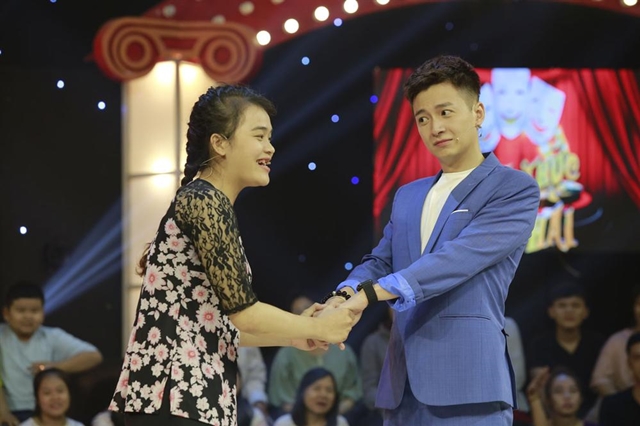Cô gái được Ngô Kiến Huy giúp đỡ lại bị bàn tán vì sính lễ trong đám cưới 1 Cô gái được Ngô Kiến Huy giúp đỡ lại bị bàn tán vì sính lễ trong đám cưới 1