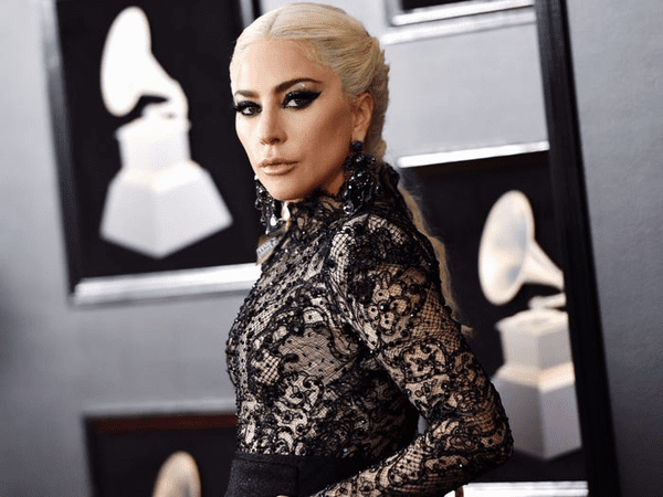 Lady Gaga tiết lộ những ám ảnh kinh hoàng năm 19 tuổi, góc khuất của Hollywood bị phơi bày 1 Lady Gaga tiết lộ những ám ảnh kinh hoàng năm 19 tuổi, góc khuất của Hollywood bị phơi bày 1