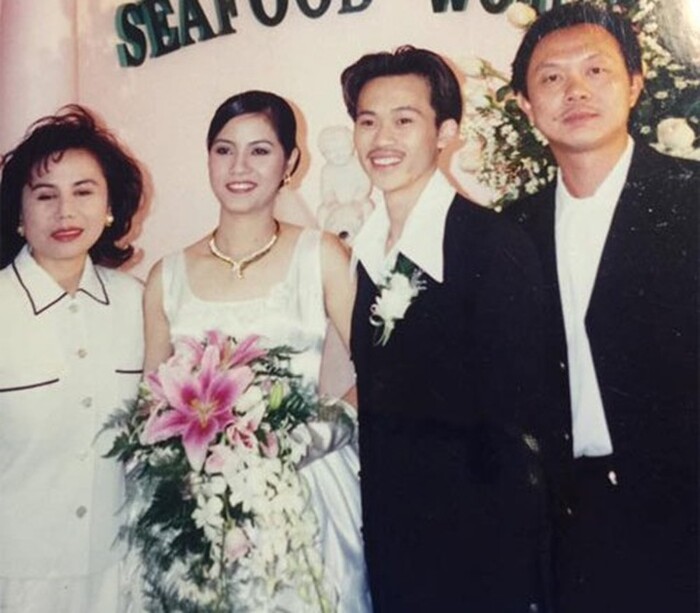 Không phải ca sĩ Hà My, đây mới là người vợ được cưới hỏi đàng hoàng của Hoài Linh 4 Không phải ca sĩ Hà My, đây mới là người vợ được cưới hỏi đàng hoàng của Hoài Linh 4