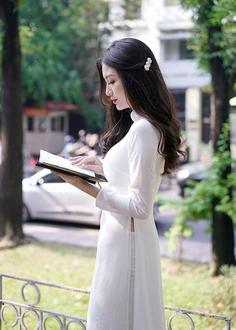 Soi chân dung của hotgirl Vũ Thị Anh Thư thi Hoa hậu Việt Nam 5 Soi chân dung của hotgirl Vũ Thị Anh Thư thi Hoa hậu Việt Nam 5