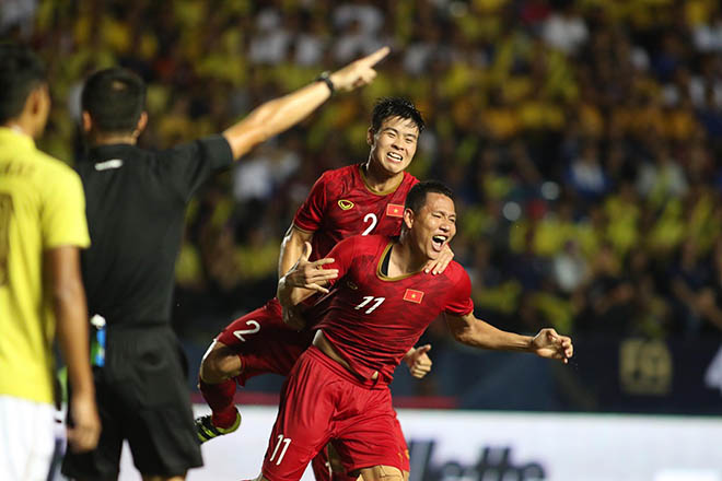 5 bàn thắng lịch sử trong năm 2019 xướng tên Quang Hải, Tiến Linh, Văn Hậu 3