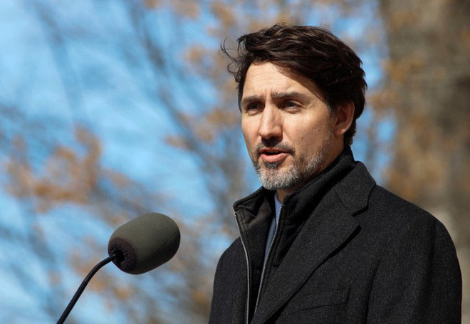 Thủ tướng Canada chỉ đạo chống đại dịch Covid-19 tại nhà 2
