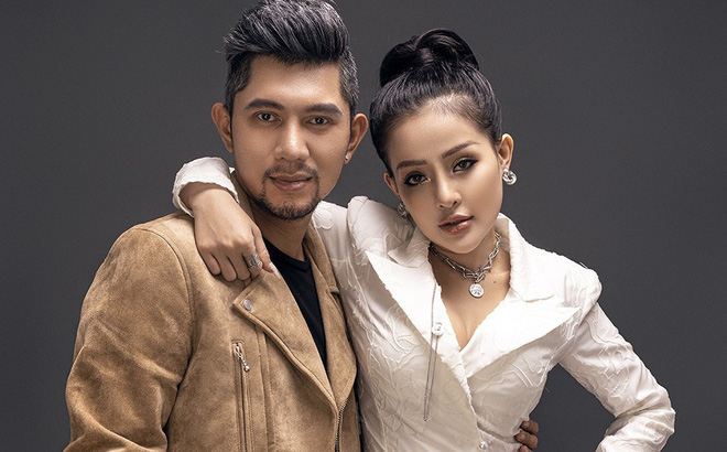 Ngân 98 'vạ miệng' khi nói chuyện chăn gối, rò rỉ vóc dáng thật gây xôn xao 2 Ngân 98 'vạ miệng' khi nói chuyện chăn gối, rò rỉ vóc dáng thật gây xôn xao 2