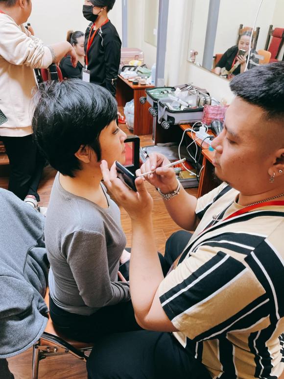 Loạt ảnh hậu trường và sân khấu đêm ghi hình Táo Quân 2021 khiến dân tình sôi sục 2 Loạt ảnh hậu trường và sân khấu đêm ghi hình Táo Quân 2021 khiến dân tình sôi sục 2
