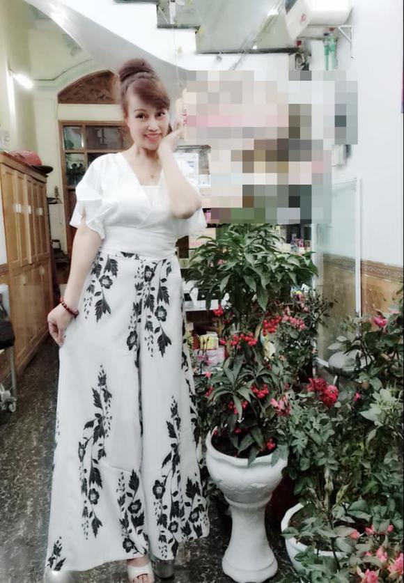 Cô dâu 62 tuổi ở Cao Bằng khoe loạt ảnh mới, gương mặt lạ lẫm khiến nhiều người ngỡ ngàng 5 Cô dâu 62 tuổi ở Cao Bằng khoe loạt ảnh mới, gương mặt lạ lẫm khiến nhiều người ngỡ ngàng 5