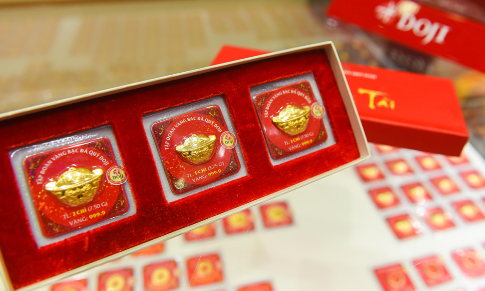 Cập nhật bảng giá vàng mới nhất hôm nay 3/2: Tụt xuống hố sâu, nhà đầu tư ôm đầu lo lắng 1 Cập nhật bảng giá vàng mới nhất hôm nay 3/2: Tụt xuống hố sâu, nhà đầu tư ôm đầu lo lắng 1