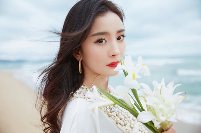 Vén màn bí ẩn về chuyện tình Dương Mịch - Hồ Ca giấu diếm bao lâu nay gây chấn động Hoa ngữ 4 Vén màn bí ẩn về chuyện tình Dương Mịch - Hồ Ca giấu diếm bao lâu nay gây chấn động Hoa ngữ 4