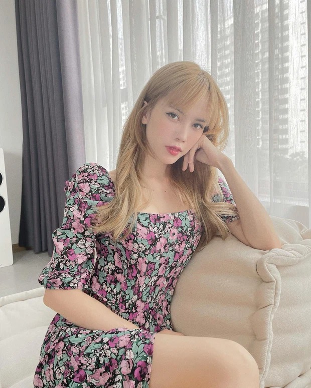 Cái giá của chia tay Sơn Tùng: Thiều Bảo Trâm ngày càng 'lên hương', quyết rũ bỏ những điều đau buồn trong quá khứ! 4 Cái giá của chia tay Sơn Tùng: Thiều Bảo Trâm ngày càng 'lên hương', quyết rũ bỏ những điều đau buồn trong quá khứ! 4