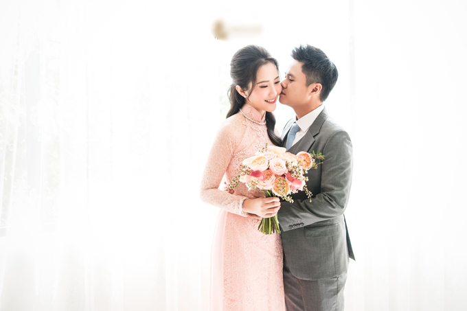 Bà xã thiếu gia Phan Thành hiếm hoi lộ diện hậu đám cưới thế kỷ, dân tình soi vòng 2 bất thường 3 Bà xã thiếu gia Phan Thành hiếm hoi lộ diện hậu đám cưới thế kỷ, dân tình soi vòng 2 bất thường 3