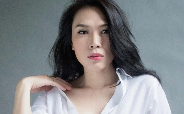 Nhìn từ chuyện Sơn Tùng sang Mỹ Tâm: Không phải cứ im lặng thì sẽ 'tẩy trắng' được mọi scandal! 3 Nhìn từ chuyện Sơn Tùng sang Mỹ Tâm: Không phải cứ im lặng thì sẽ 'tẩy trắng' được mọi scandal! 3