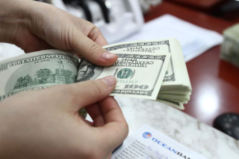 Bản tin tỷ giá ngoại tệ mới nhất hôm nay 4/3: Đồng USD bật tăng sau biến động dòng tiền 1 Bản tin tỷ giá ngoại tệ mới nhất hôm nay 4/3: Đồng USD bật tăng sau biến động dòng tiền 1