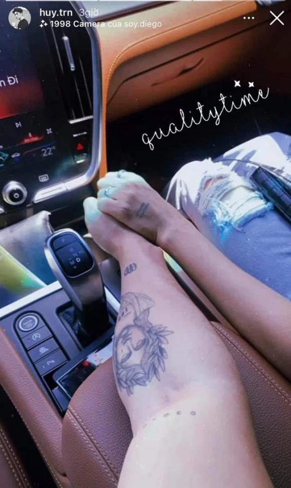 Nối gót đàn em Lệ Quyên, Ngô Thanh Vân tung 'hint' tình tứ với tình trẻ Huy Trần 5 Nối gót đàn em Lệ Quyên, Ngô Thanh Vân tung 'hint' tình tứ với tình trẻ Huy Trần 5