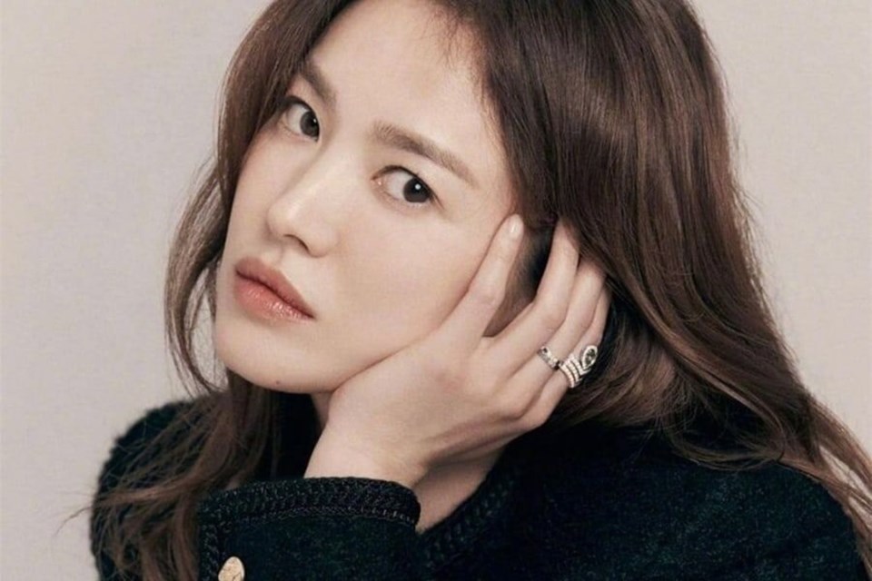 Cách đáp trả cao tay của Song Hye Kyo khi bị fan hỏi khó về chồng cũ Song Joong Ki 3 Cách đáp trả cao tay của Song Hye Kyo khi bị fan hỏi khó về chồng cũ Song Joong Ki 3