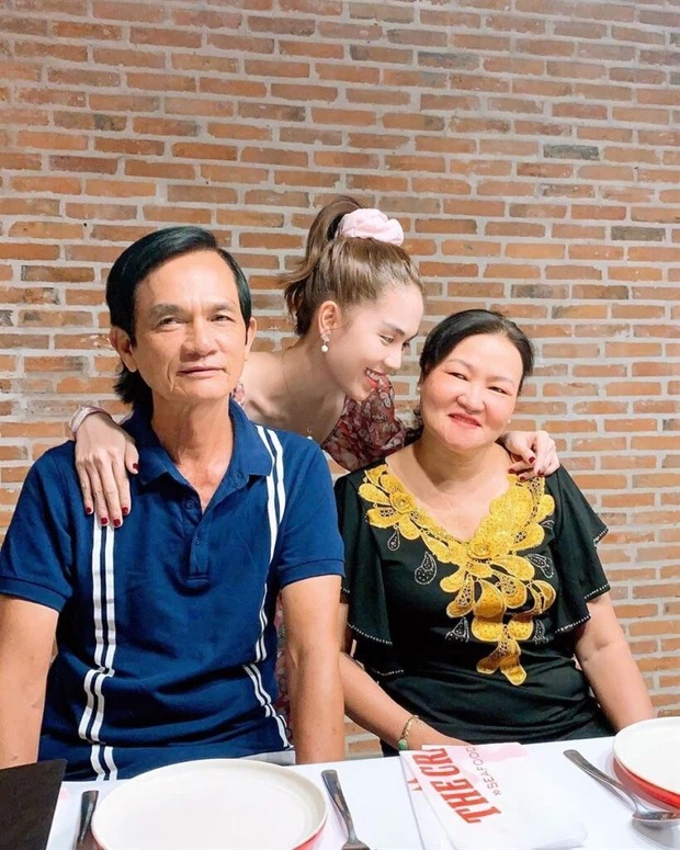 Ngọc Trinh cuối cùng cũng giải đáp tường tận câu hỏi 'Tiền nhiều để làm gì' của Đặng Lê Nguyên Vũ 2 Ngọc Trinh cuối cùng cũng giải đáp tường tận câu hỏi 'Tiền nhiều để làm gì' của Đặng Lê Nguyên Vũ 2