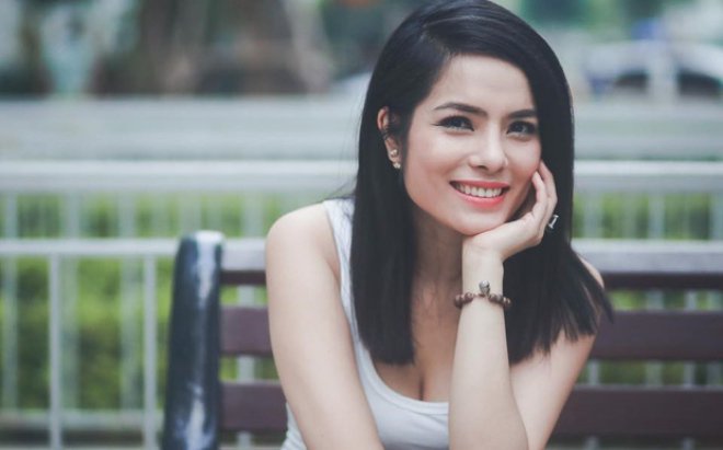 Xuất hiện gương mặt sáng giá xứng vai 'chị đại' vượt mặt Ngọc Trinh khi công khai là 'Tuesday' 2 Xuất hiện gương mặt sáng giá xứng vai 'chị đại' vượt mặt Ngọc Trinh khi công khai là 'Tuesday' 2