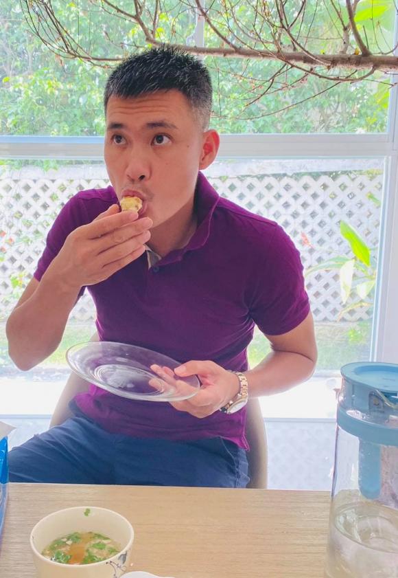 Công Vinh 'chơi lớn' khi tặng Thuỷ Tiên 'nhẫn kim cương khủng', nhưng cái kết mới thực sự khó tin 1 Công Vinh 'chơi lớn' khi tặng Thuỷ Tiên 'nhẫn kim cương khủng', nhưng cái kết mới thực sự khó tin 1