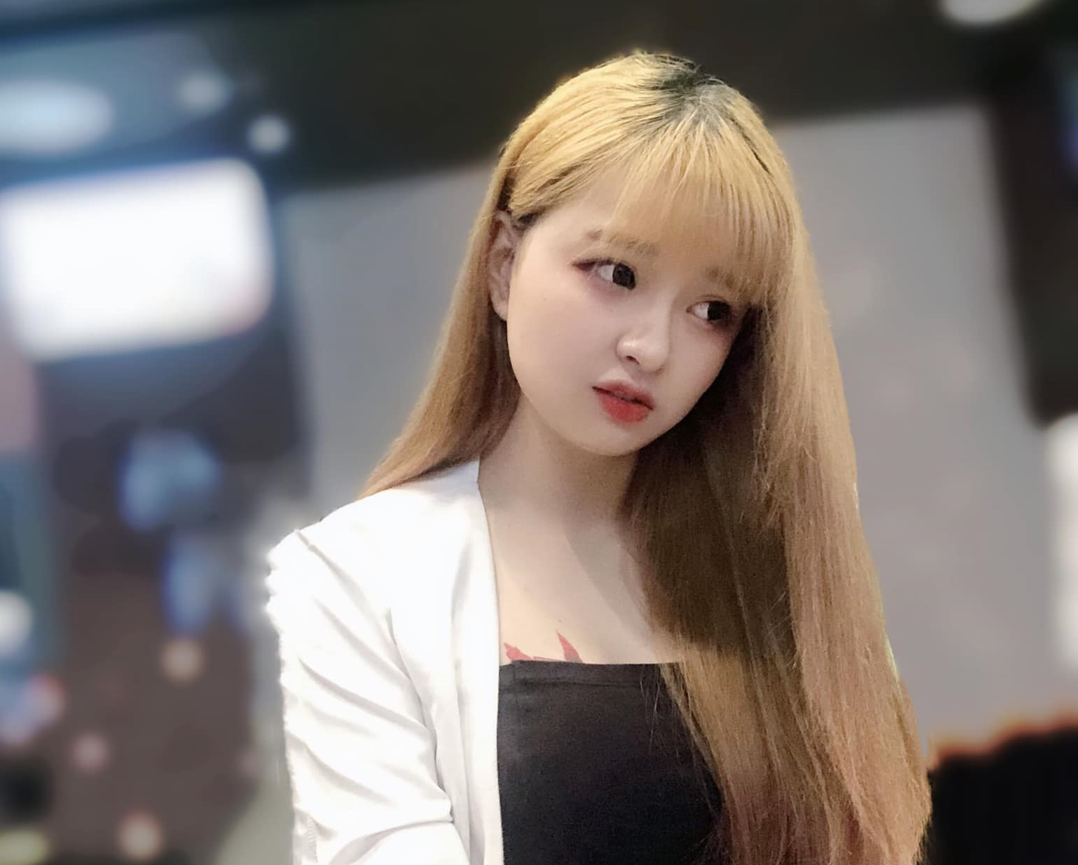 Các 'thánh nữ streamer' và cuộc sống hiện tại sau ồn ào rò rỉ clip: Mèo 2K4 ngày càng nổi hơn 1 Các 'thánh nữ streamer' và cuộc sống hiện tại sau ồn ào rò rỉ clip: Mèo 2K4 ngày càng nổi hơn 1