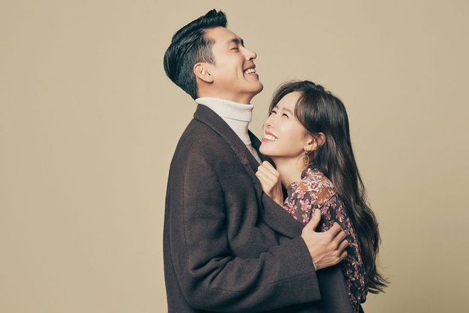 Son Ye Jin chính thức 'chốt kèo' với Hyun Bin bằng hành động khẳng định chủ quyền này 3 Son Ye Jin chính thức 'chốt kèo' với Hyun Bin bằng hành động khẳng định chủ quyền này 3