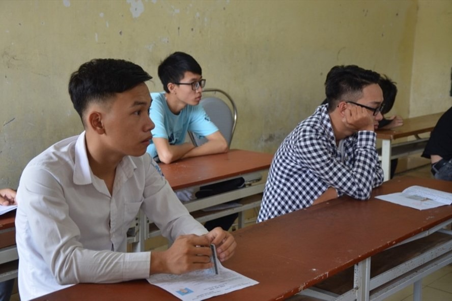 Tin tức giáo dục 24h mới nhất 13/4: Ông Phùng Xuân Nhạ bàn giao nhiệm vụ cho tân Bộ trưởng Bộ GD 1 Tin tức giáo dục 24h mới nhất 13/4: Ông Phùng Xuân Nhạ bàn giao nhiệm vụ cho tân Bộ trưởng Bộ GD 1
