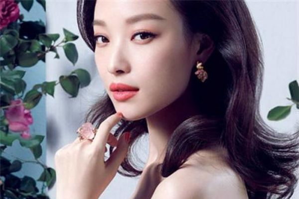 Được thần tài 'độc sủng',3 con giáp này tha hồ hứng tài lộc 1 Được thần tài 'độc sủng',3 con giáp này tha hồ hứng tài lộc 1