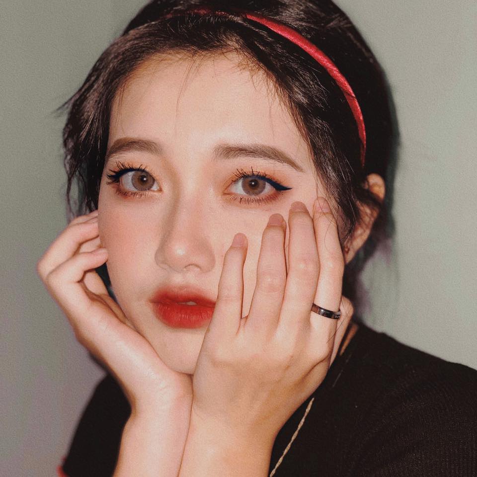'Thánh nữ ulzzang' Tiktoker Lê Thanh Vi khiến dân tình ngất ngây với sắc vóc chẳng kém gì đàn chị Lê Bống 10 'Thánh nữ ulzzang' Tiktoker Lê Thanh Vi khiến dân tình ngất ngây với sắc vóc chẳng kém gì đàn chị Lê Bống 10