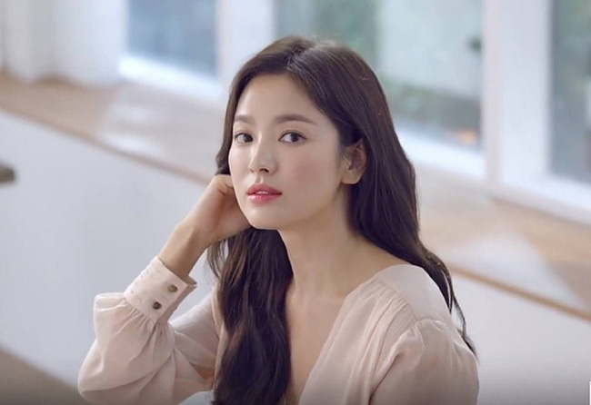 Song Hye Kyo có động thái lạ ngay khi chồng cũ Song Joong Ki công khai ủng hộ mỹ nhân Jun Ji Hyun 1 Song Hye Kyo có động thái lạ ngay khi chồng cũ Song Joong Ki công khai ủng hộ mỹ nhân Jun Ji Hyun 1