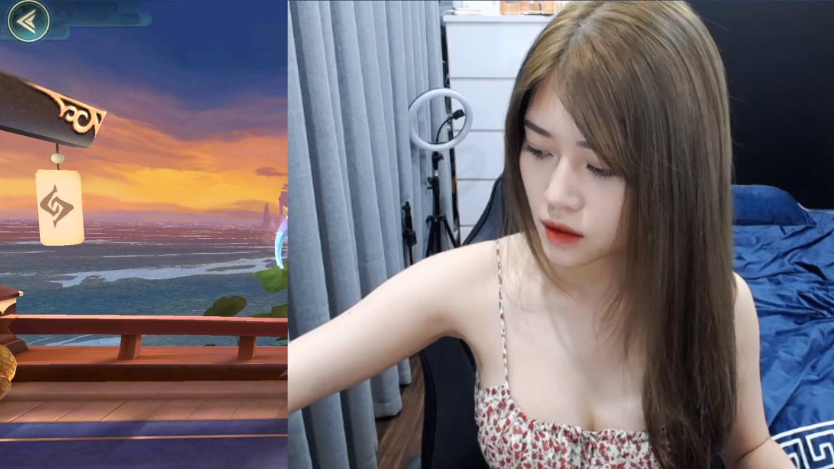 'Thánh nữ áo hai dây' Thủy Tiên khiến fan sững sờ với mặt mộc: Nhan sắc chẳng tầm thường! 3 'Thánh nữ áo hai dây' Thủy Tiên khiến fan sững sờ với mặt mộc: Nhan sắc chẳng tầm thường! 3