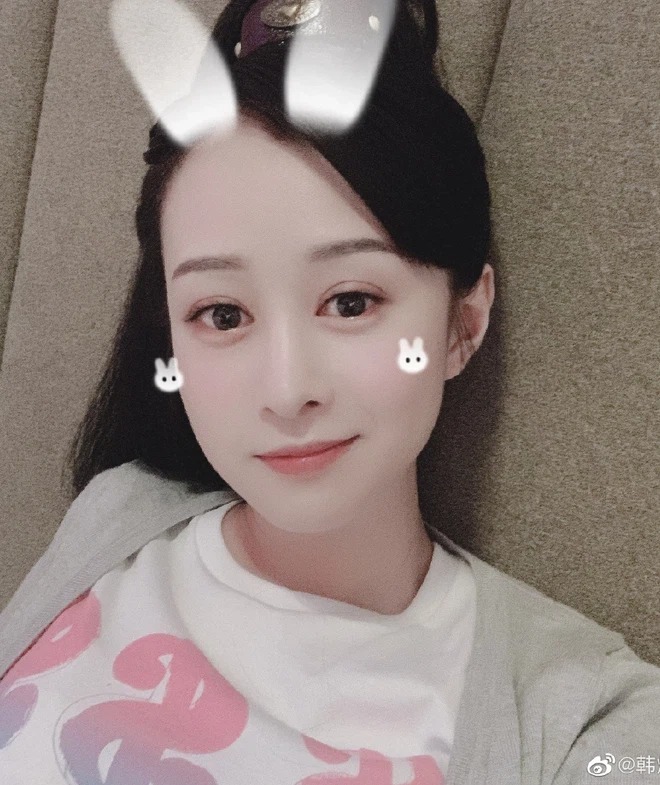 Hàn Diệp và nhan sắc xinh đẹp của mình. Ảnh: Sina Hàn Diệp và nhan sắc xinh đẹp của mình. Ảnh: Sina