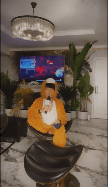 Nathan Lee đang 'ủ mưu' gì khi réo gọi loạt sao đình đám sau ồn ào với Ngọc Trinh? 1 Nathan Lee đang 'ủ mưu' gì khi réo gọi loạt sao đình đám sau ồn ào với Ngọc Trinh? 1