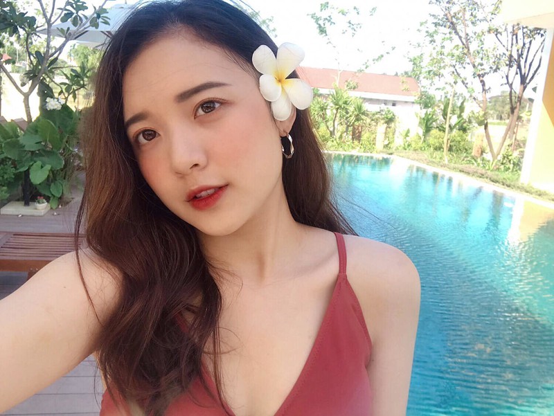 Theo đuổi phong cách thiếu vải, nhiều MC Esports muối mặt vì những lời chào mời 'chốt giá' 6 Theo đuổi phong cách thiếu vải, nhiều MC Esports muối mặt vì những lời chào mời 'chốt giá' 6