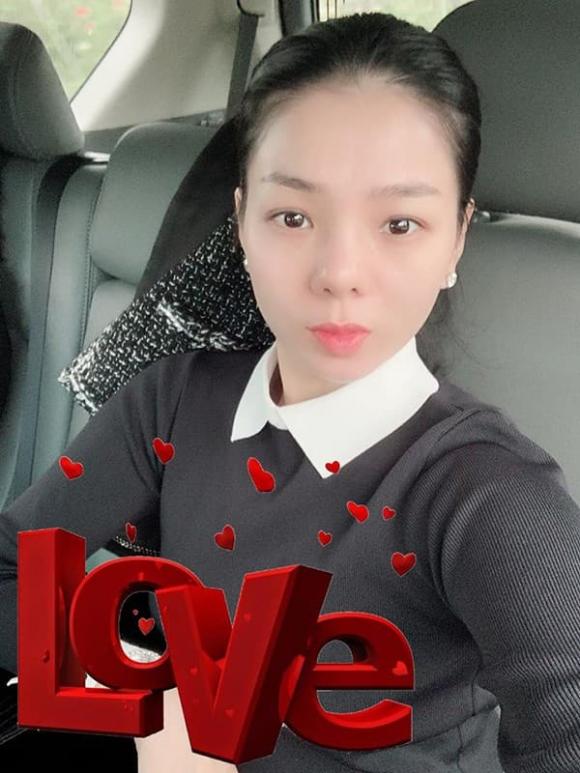 Tung ảnh khoe body đẹp ná thở nhưng Lệ Quyên lại khiến dân tình ỉu xìu vì gương mặt kém sắc 6 Tung ảnh khoe body đẹp ná thở nhưng Lệ Quyên lại khiến dân tình ỉu xìu vì gương mặt kém sắc 6