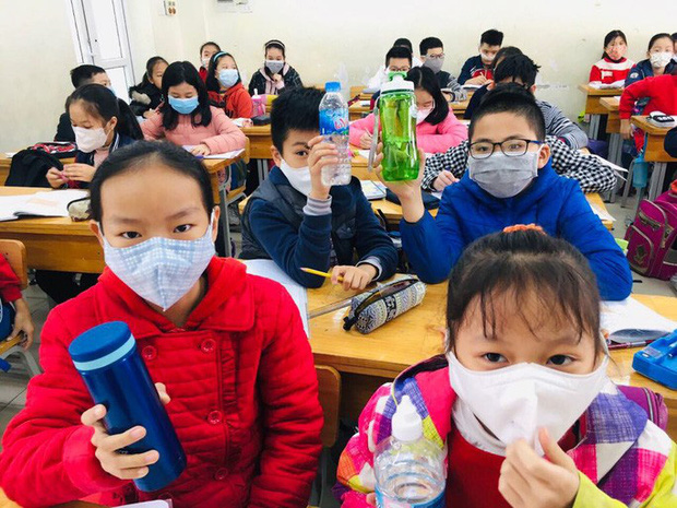 Phòng tránh virus Corona: Nhiều trường ở Hà Nội cho sinh viên nghỉ thêm 1 tuần 2