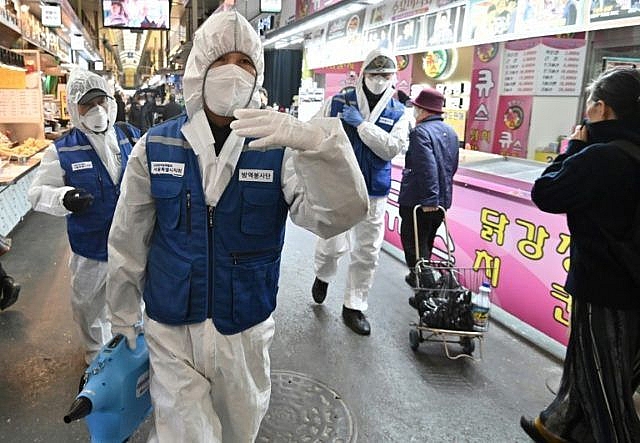 Dịch Covid-19: Hơn 5.186 ca nhiễm, Hàn Quốc dự chi 25 tỷ USD để đối phó 2