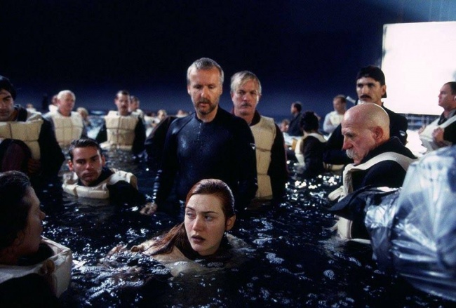 Những hình ảnh hậu trường thú vị của bom tấn Titanic cách đây 23 năm 10