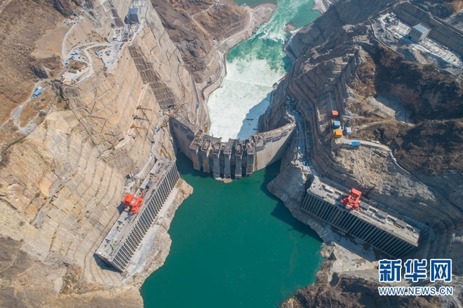Trung Quốc vận hành siêu đập thủy điện tầm vóc hơn cả đập Tam Hiệp 1