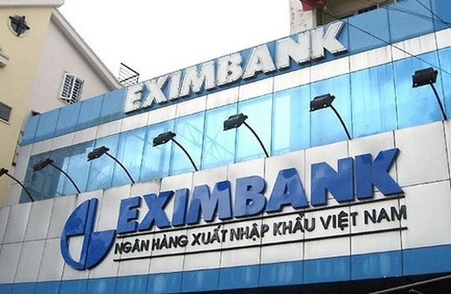 Khách mắc COVID-19 đến giao dịch, một chi nhánh của Eximbank ở TP.HCM tạm đóng cửa  1