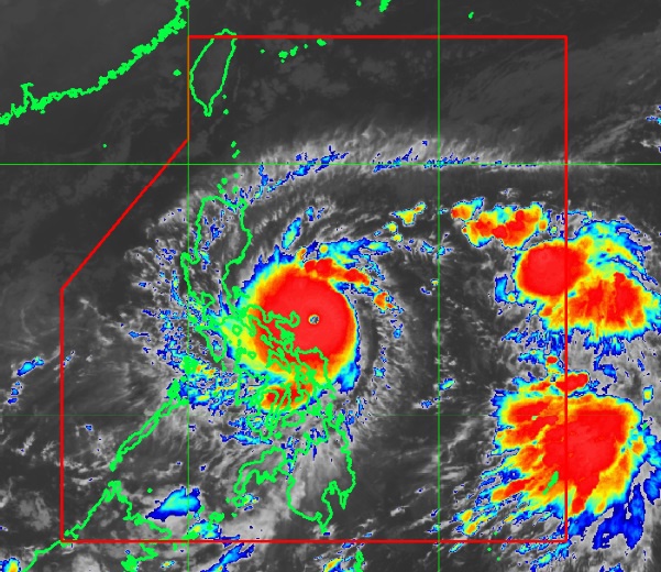 Tin bão mới nhất: Vị trí siêu bão Goni đang hướng về các tỉnh từ Đà Nẵng đến Phú Yên 2