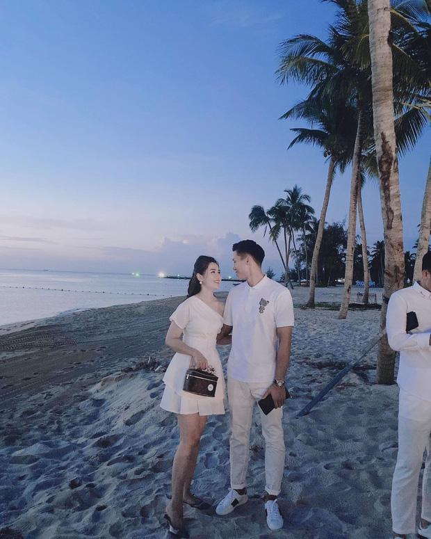 Đám cưới Công Phượng: Dàn trai đẹp check-in trên bãi biển đẹp như poster khiến fans nữ đổ gục 5