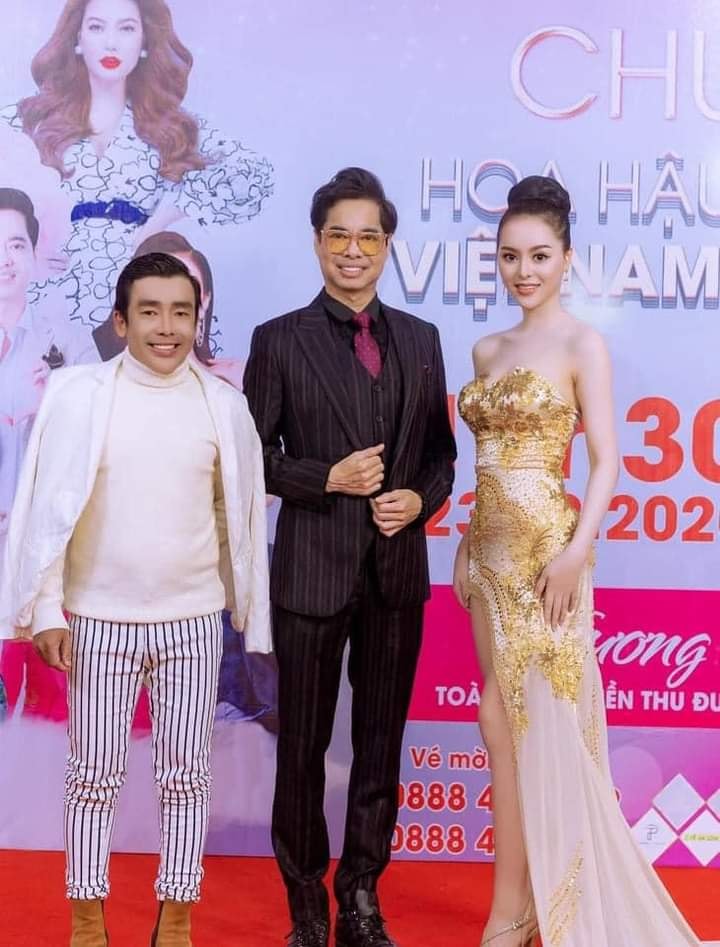 'Tiểu tam Lý Nam Đế' lần đầu chia sẻ ẩn tình vụ đánh ghen, tiết lộ lý do Nam tiến 4 'Tiểu tam Lý Nam Đế' lần đầu chia sẻ ẩn tình vụ đánh ghen, tiết lộ lý do Nam tiến 4