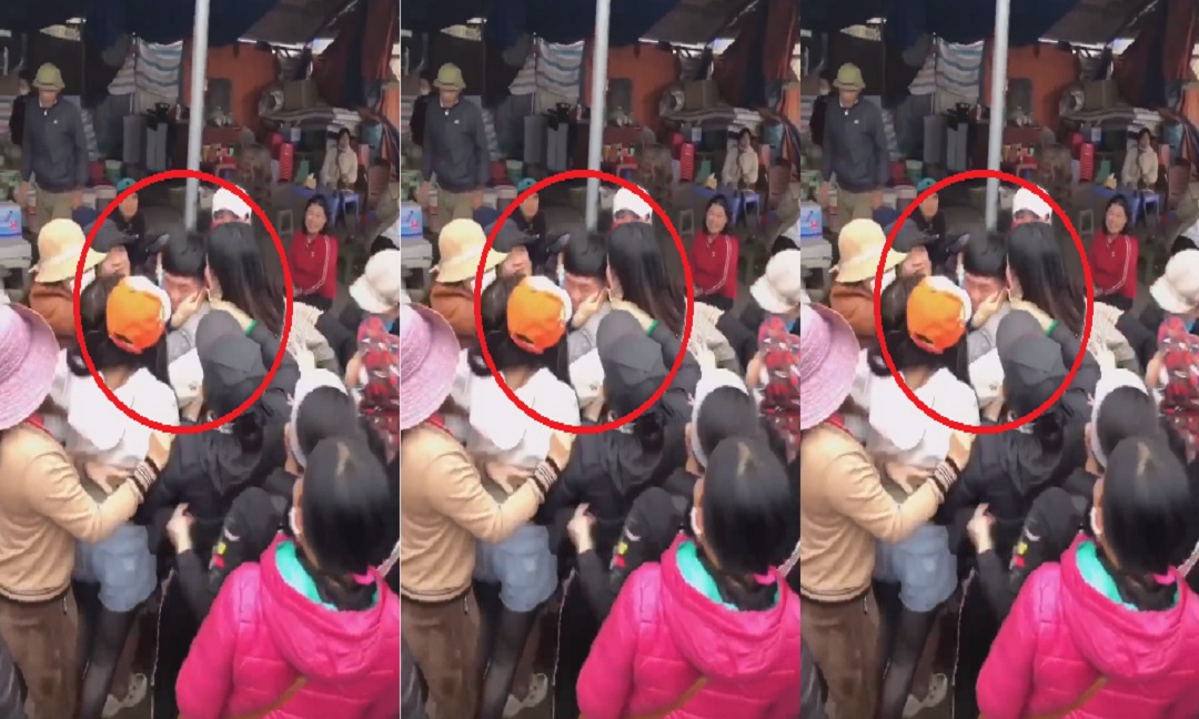 Nam thanh niên 'số hưởng' được hàng chục chị em phụ nữ vây quanh đòi ôm hôn ngay giữa chợ 1